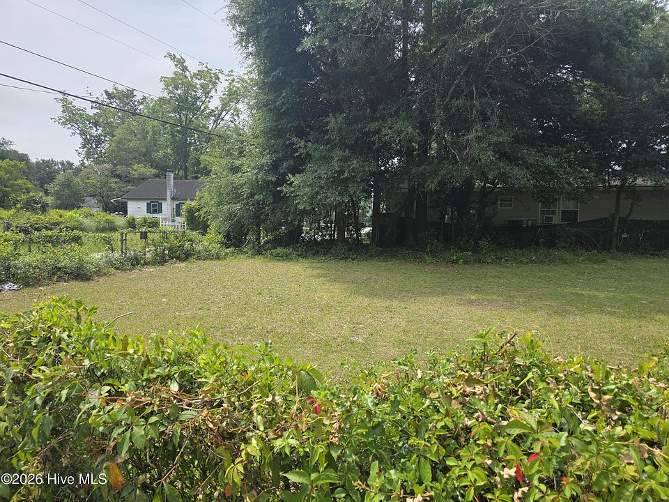 1st image of 449 Clay St Lot 26 & 27