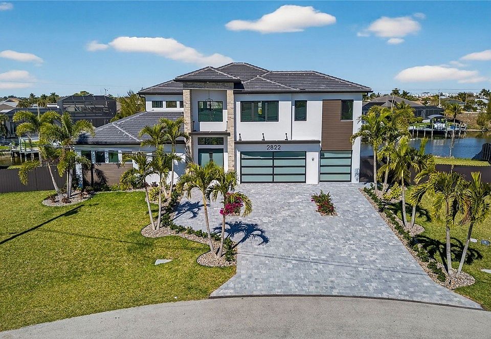 1st image of 2822 SW 17th Ave