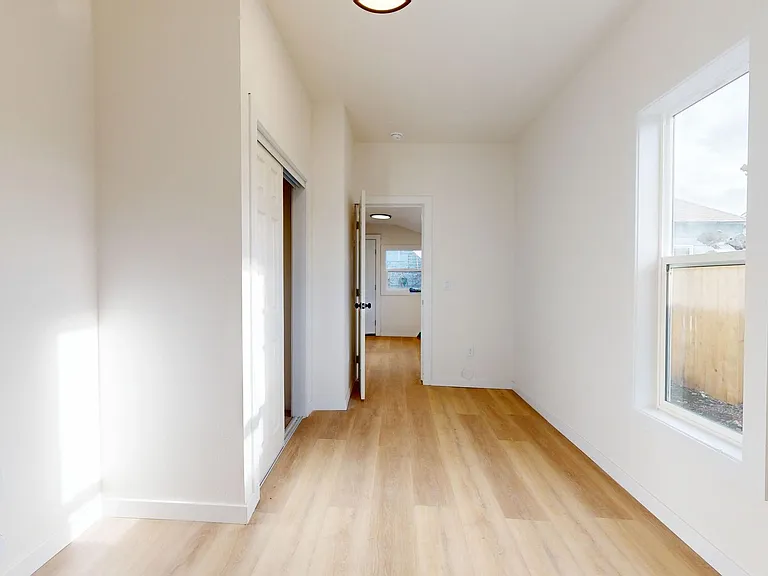 407 W Pine St — Photo 16