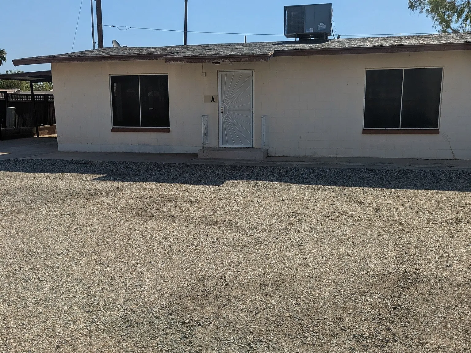 2 bed, 1000 sqft, $1,150 — Photo 2