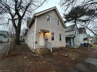 3150 W 40th St, Cleveland, OH 44109