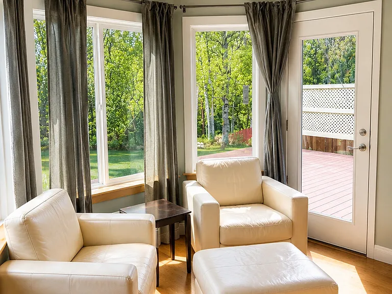 Breakfast nook