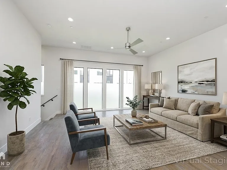 4515 Cabell Dr #102 — Photo 2