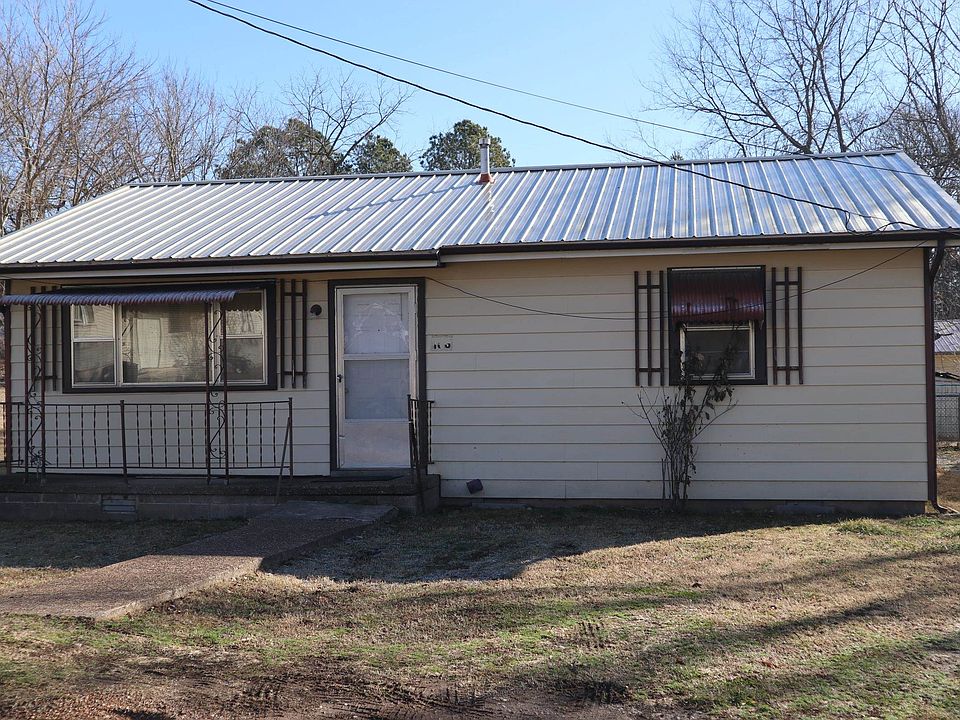 133 N Oak St, Salem, AR 72576 | Zillow