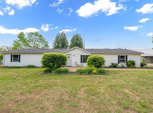 305 Slim Island Rd, Bowling Green, KY 42101