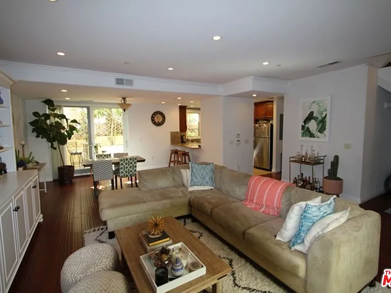 1120 21st St #1 — Photo 3