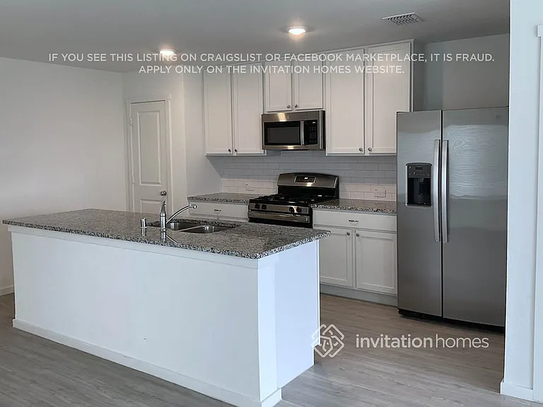 7109 Landings Edge Rd — Photo 4