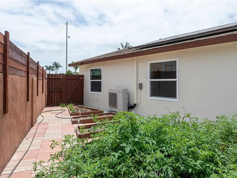 16708 Oleander Cir — Photo 39