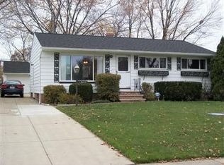 16013 Morning Star Ave, Maple Heights, OH 44137