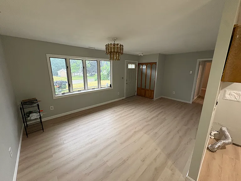 27 Winslow Ave — Photo 1