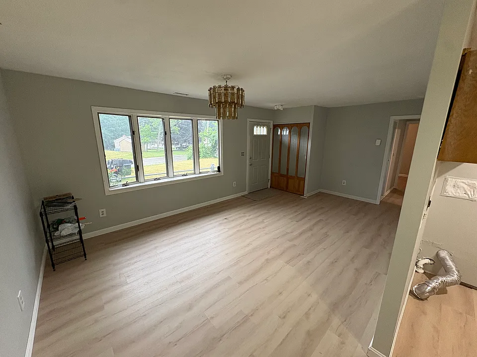 27 Winslow Ave