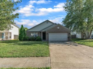 6820 Woodhaven Place Dr, Louisville, KY