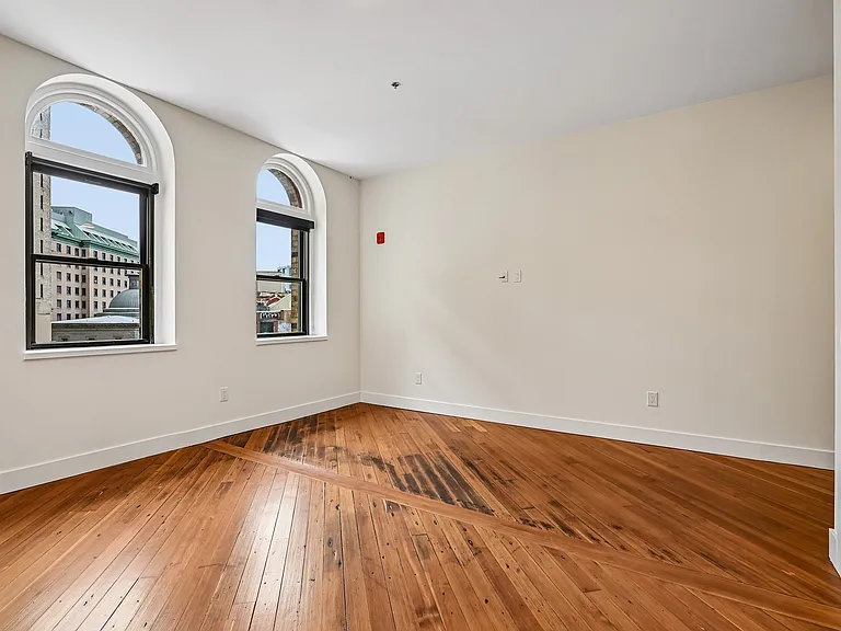 Lauderdale Lofts — Photo 4