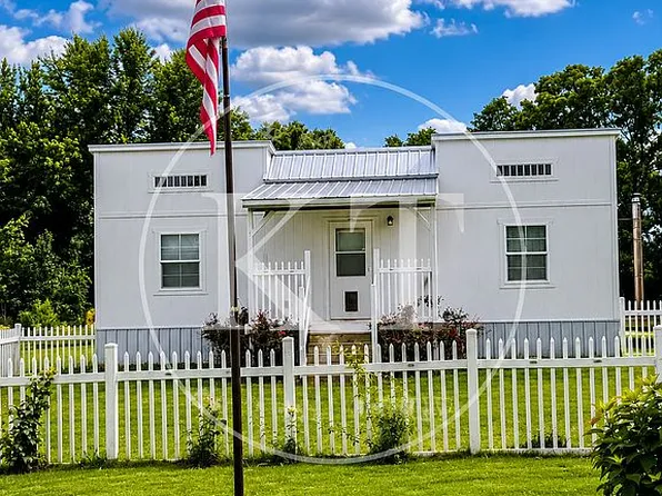 11266 Highway H, Lenox, MO 65541