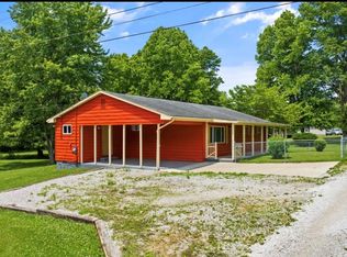 82 McCoy Ln, Parkersburg, WV 26101