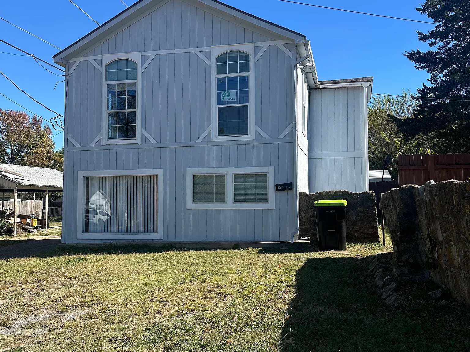 2 bed, 1.5 bath, $775 — Photo 1