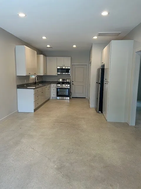 2 bed, 900 sqft, $1,250 — Photo 4
