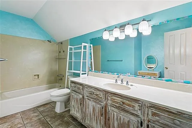 125 Leah Dr — Photo 16