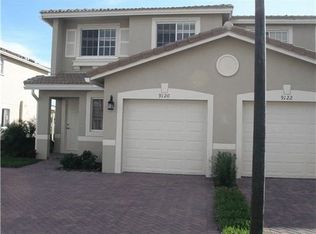 9120 Chambers St, Tamarac, FL 33321