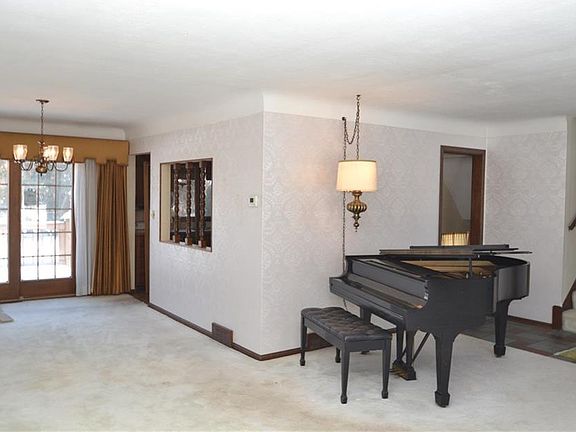 5th image of 3545 Archwood Dr