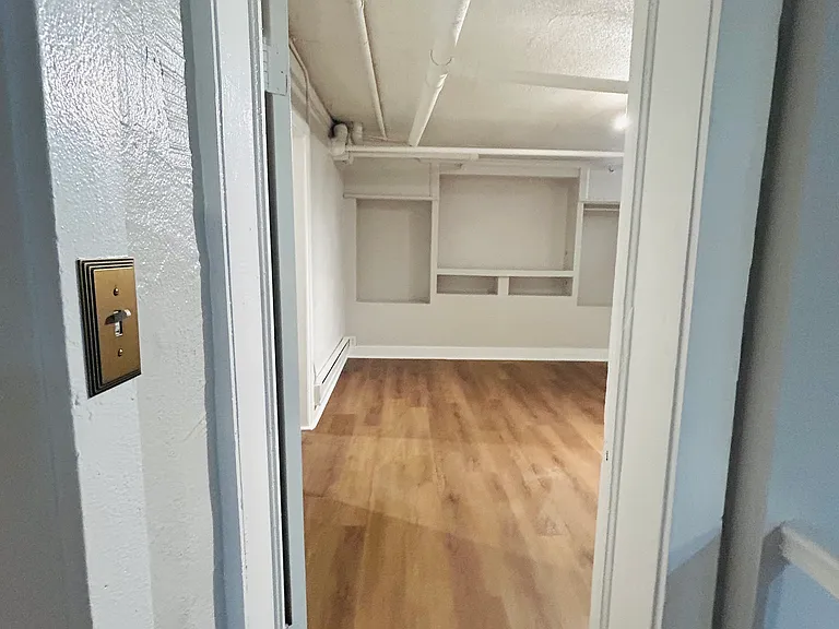1109 N Emerson St #5 — Photo 14