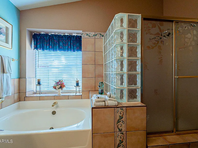 9023 W Lisbon Ln — Photo 37