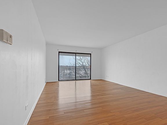 5th image of 4901 Golf Rd APT 410