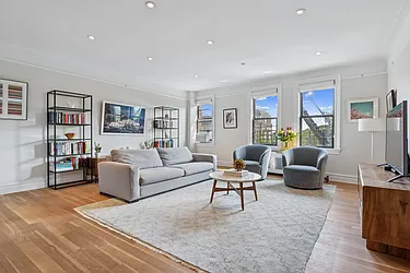 125 Eastern Parkway