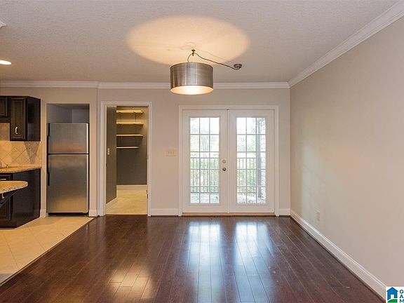 3rd image of 421 Penny Ln Unit 421