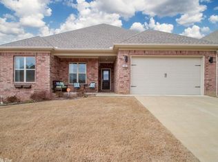 4 Valley Ranch Cv, Little Rock, AR 72223