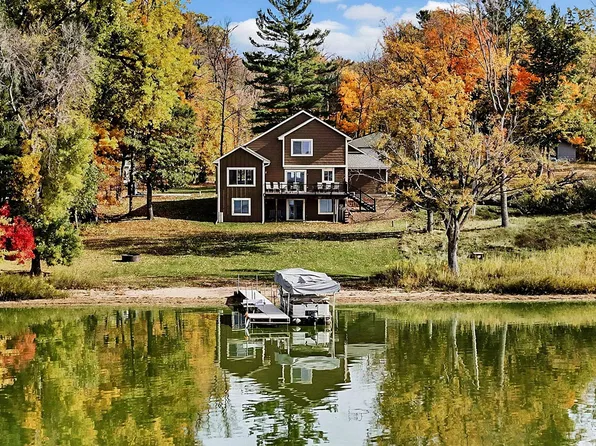 17881 Feather Ln, Pine City, MN 55063