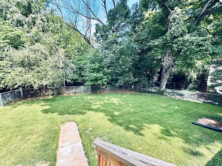 4915 Sycamore Pl — Photo 11