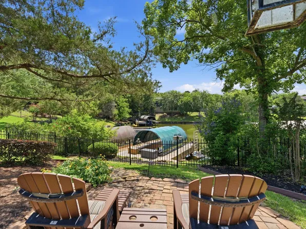 17811 S Blue Heron Cir, Montgomery, TX 77316