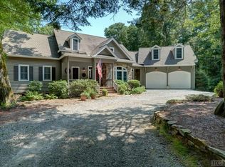 783 Wayfaring Rd, Cashiers, NC 28717