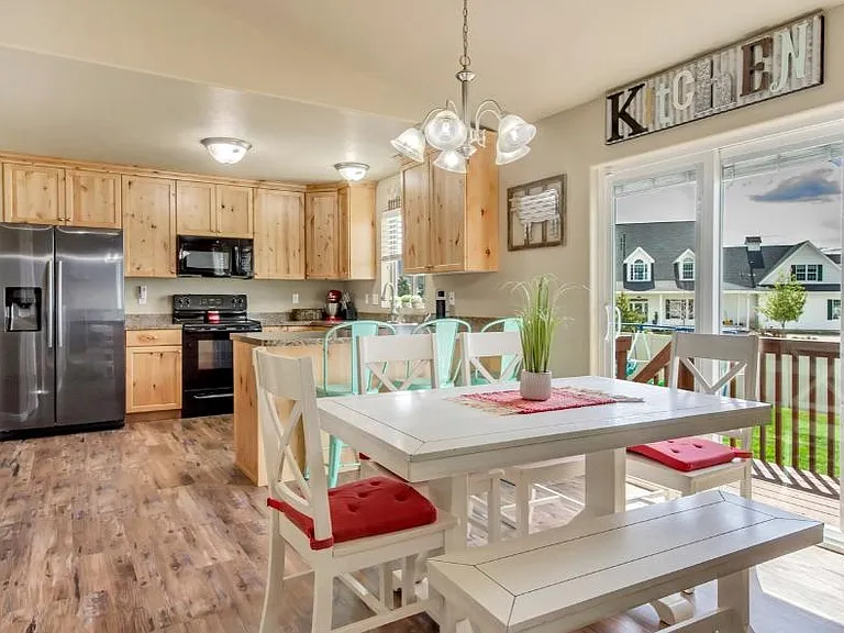 2254 S Baxter Dr — Photo 7