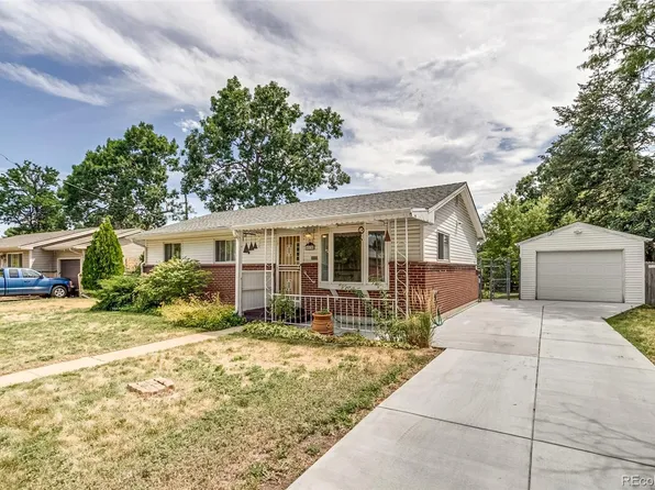 6930 W Calahan Avenue, Lakewood, CO 80232