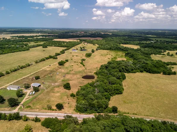 N Fm 1752, Savoy, TX 75479