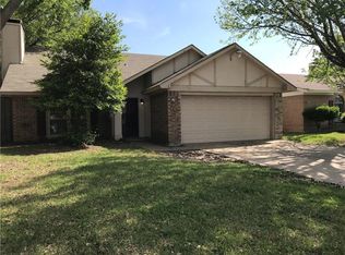 520 Via Avenida, Mesquite, TX 75150