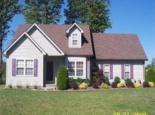 1250 Signature Dr, Austintown, OH