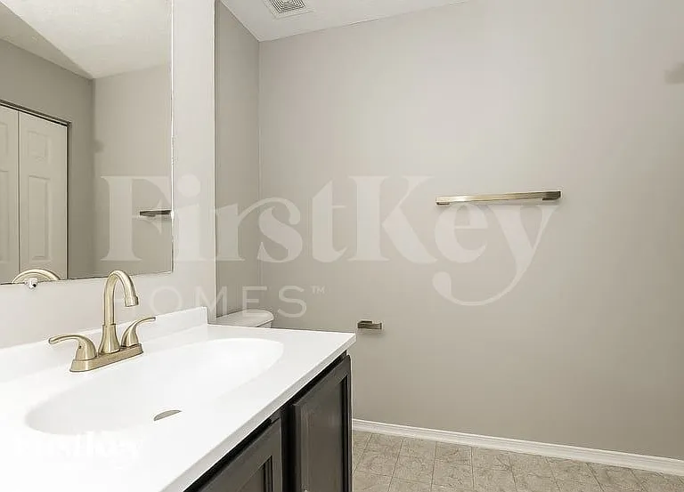 6001 Burnett Cir — Photo 11