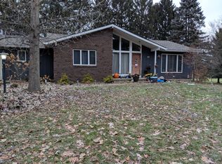 777 N Main St, Webberville, MI 48892