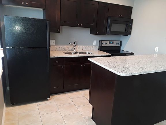 4th image of 1650 S Crystal Lake Dr APT 51