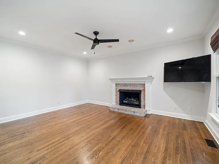 4601 Jamesford Dr — Photo 21