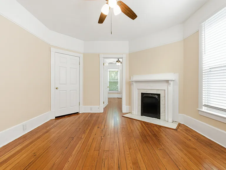 2303B N Abercorn St #B — Photo 15