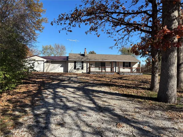 2379 E Highway 47, Winfield, MO 63389