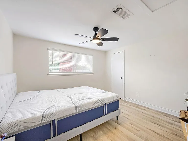 8927 Langdon Ln — Photo 25