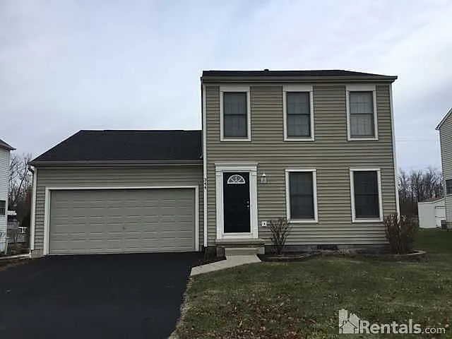 344 Pataskala Ridge Dr photo 1