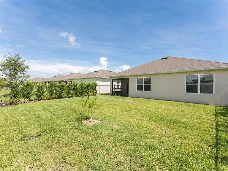 3945 River Bank Way — Photo 4