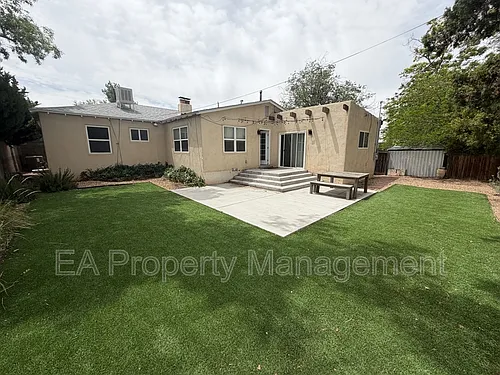 3925 Mesa Verde Ave NE Photo 1