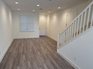 905 Prospect Ave, Santa Rosa, CA 95409